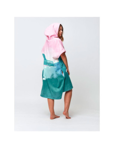 Poncho After Destination Hawai