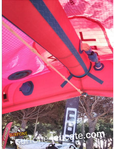 Aile North Kiteboarding REBEL 9 m² 2016 d'occasion complète