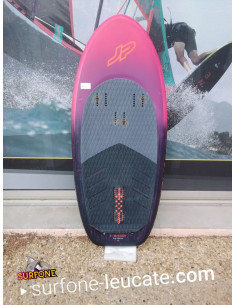 Jp Australia F winger pro...