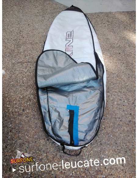 Starboard Futura 122 L 2008 d'occasion